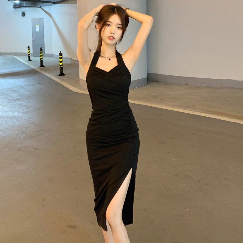 Pure and sexy halter-neck suspender dress, women's summer style, French high-end temperament, long waist-cinching slit bodycon skirt.