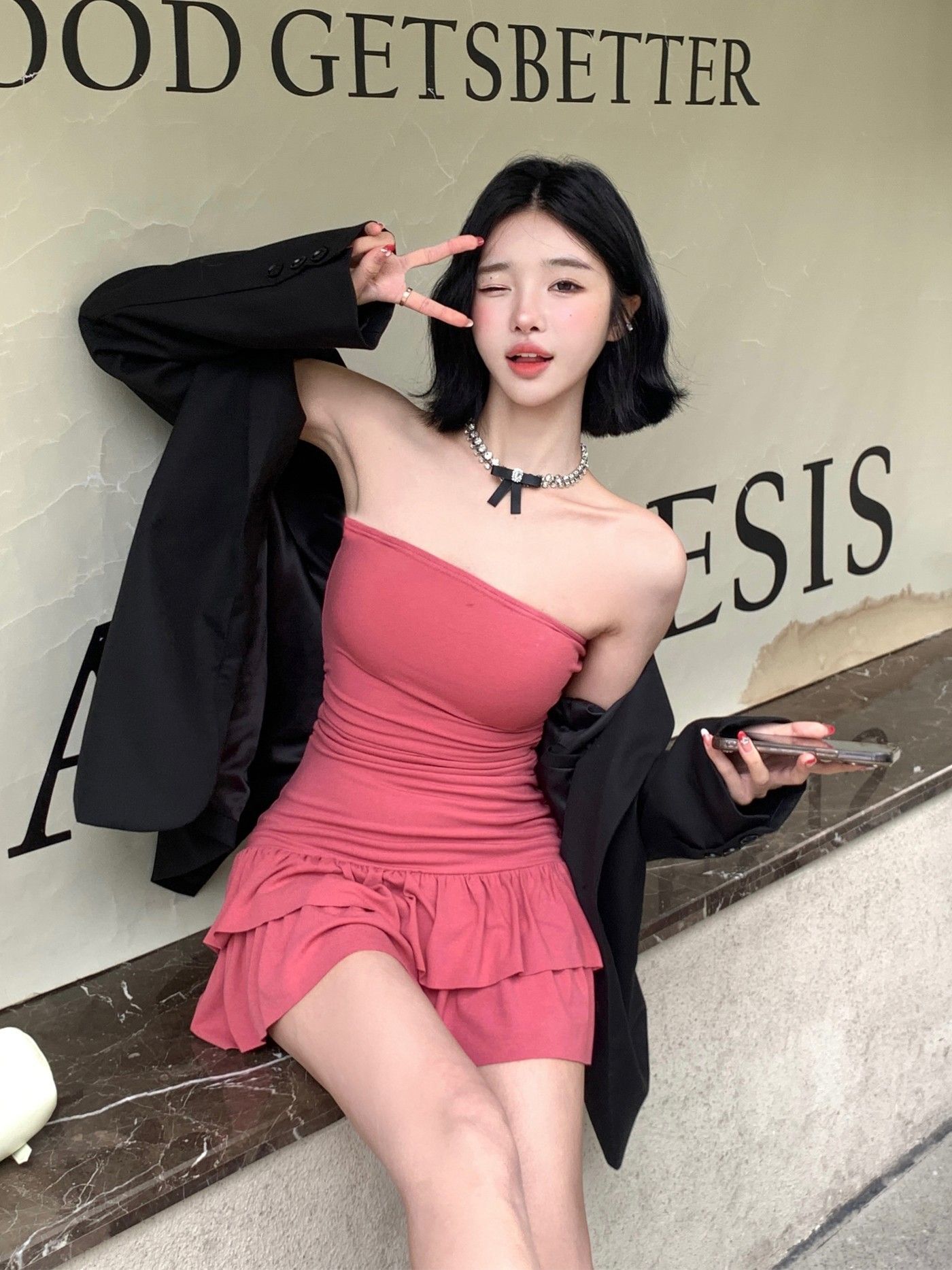 Unique and sexy strapless dress for women, summer 2025 new style, slimming and flattering, with a chic, cake-like design.