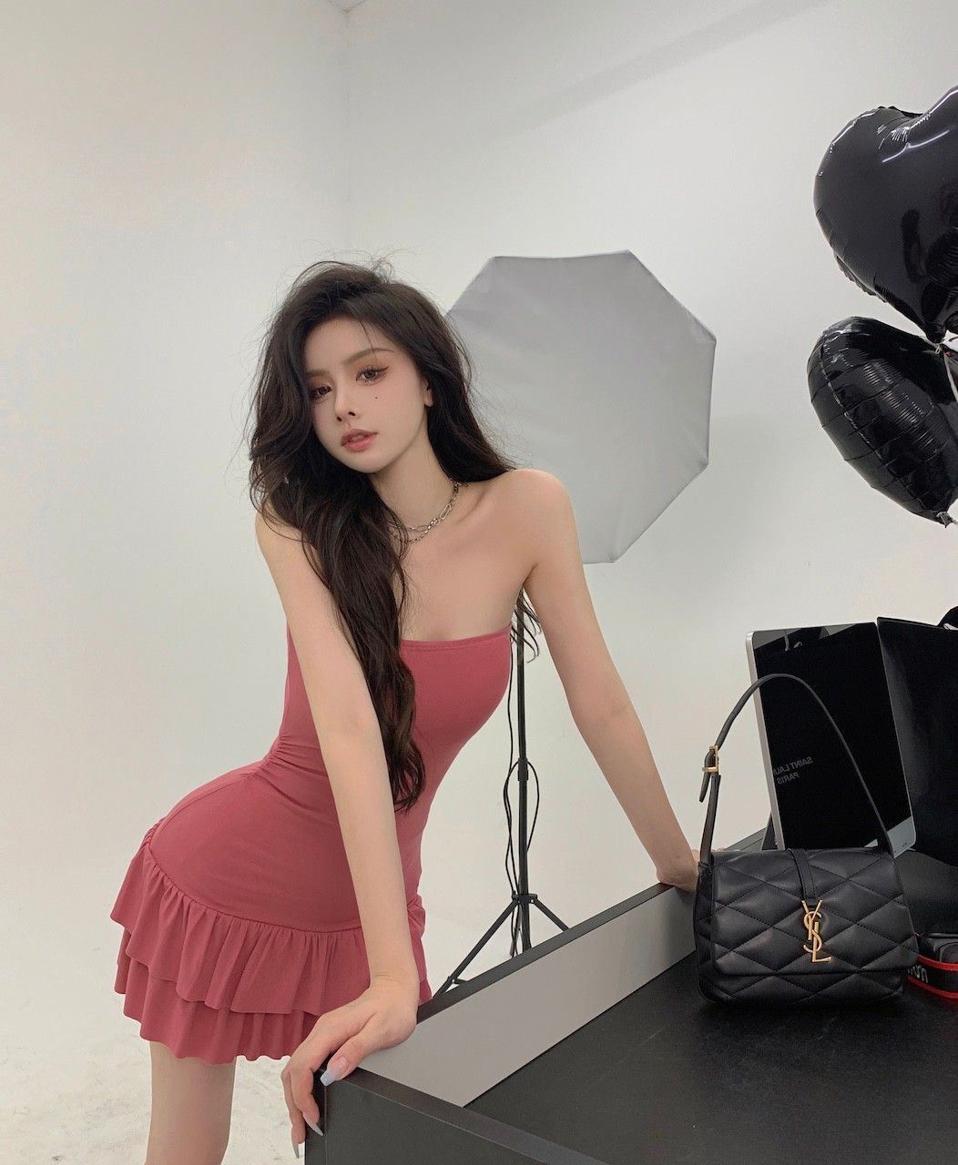 Unique and sexy strapless dress for women, summer 2025 new style, slimming and flattering, with a chic, cake-like design.