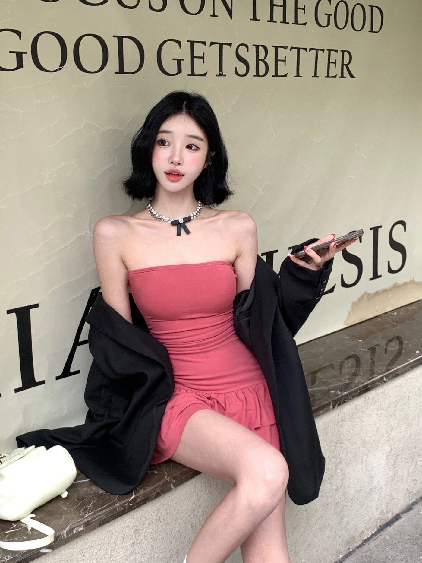 Unique and sexy strapless dress for women, summer 2025 new style, slimming and flattering, with a chic, cake-like design.