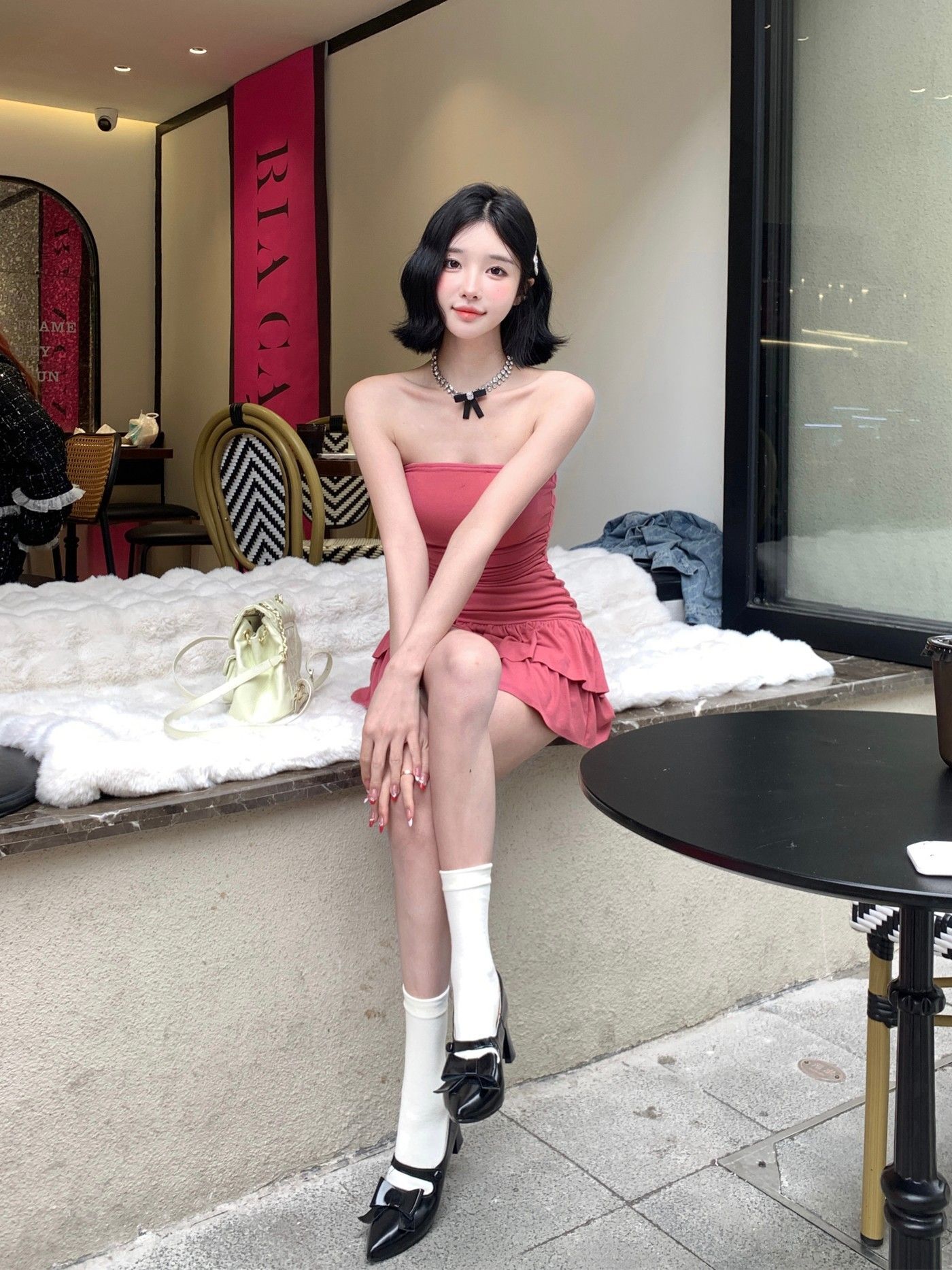 Unique and sexy strapless dress for women, summer 2025 new style, slimming and flattering, with a chic, cake-like design.