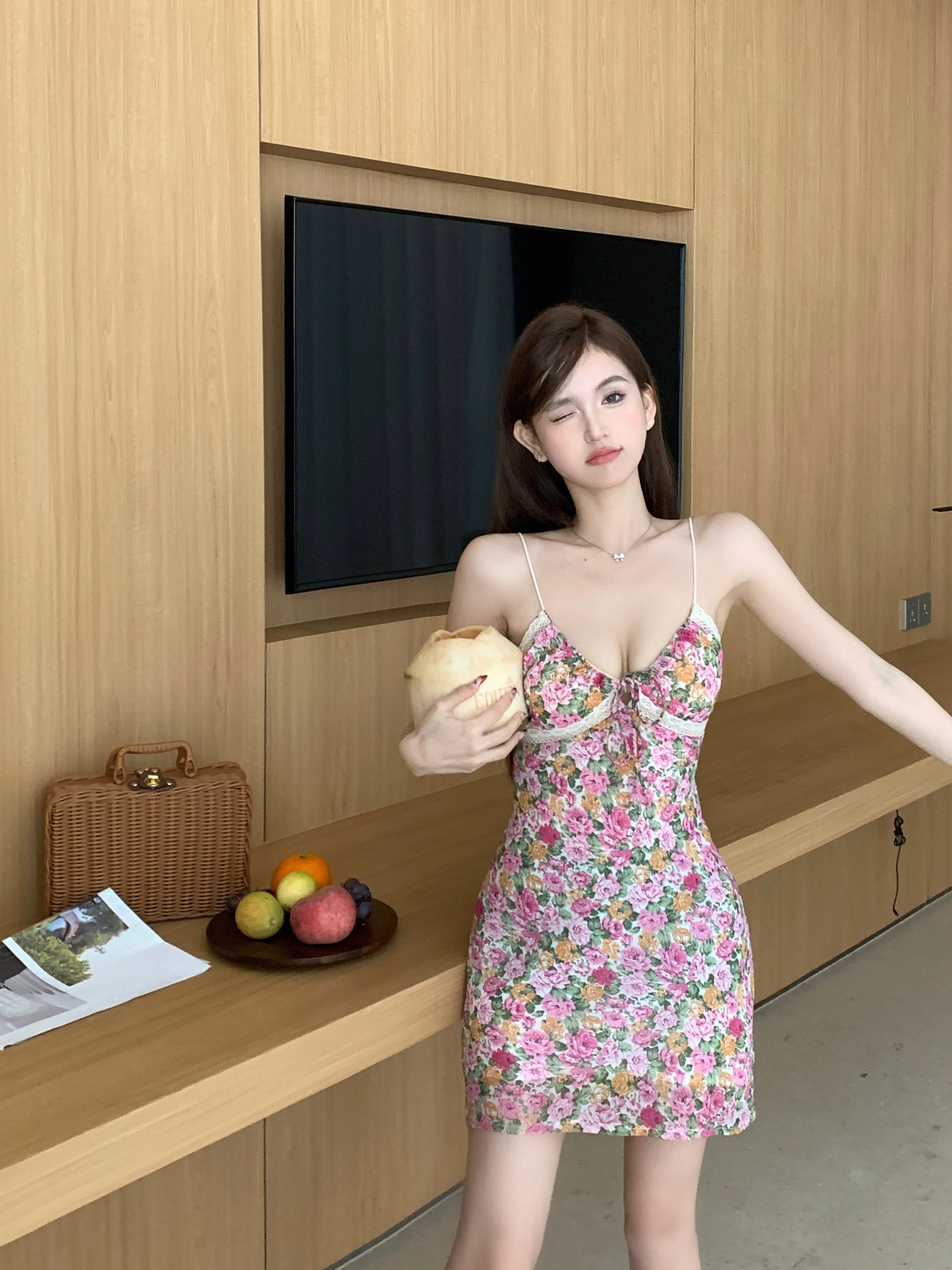 Pure and alluring lace-trimmed floral print sundress for women, perfect for summer vacations, beach, and hot girls, high-waisted bodycon skirt.