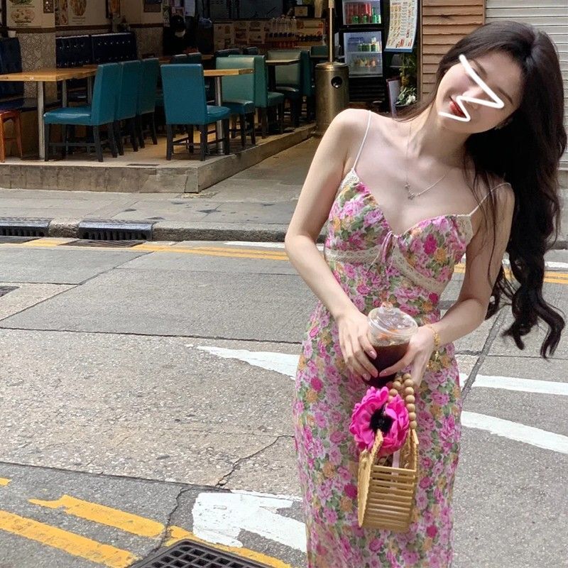 Retro floral lace sexy slip dress for women, spring and summer, waist-cinching, slimming, romantic oil painting style midi dress