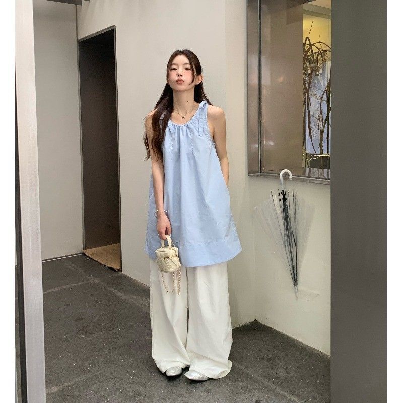French sweet and fresh blue sleeveless suspender dress for women, new summer style, 2025, straight and short.