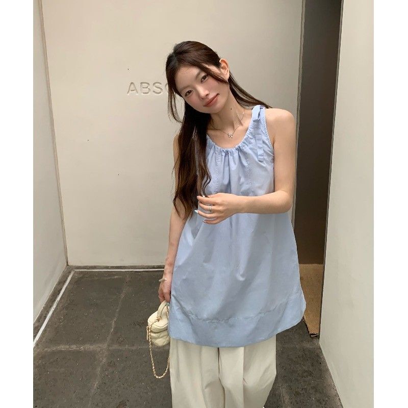 French sweet and fresh blue sleeveless suspender dress for women, new summer style, 2025, straight and short.