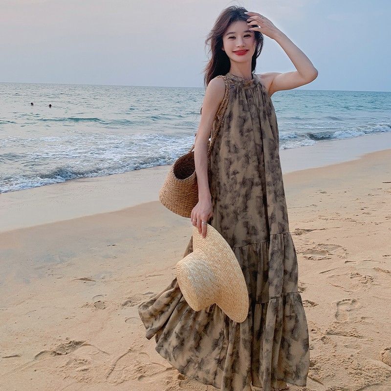 French retro halter neck floral print slim waist elegant dress for women, 2025 summer, sleeveless ink painting style.