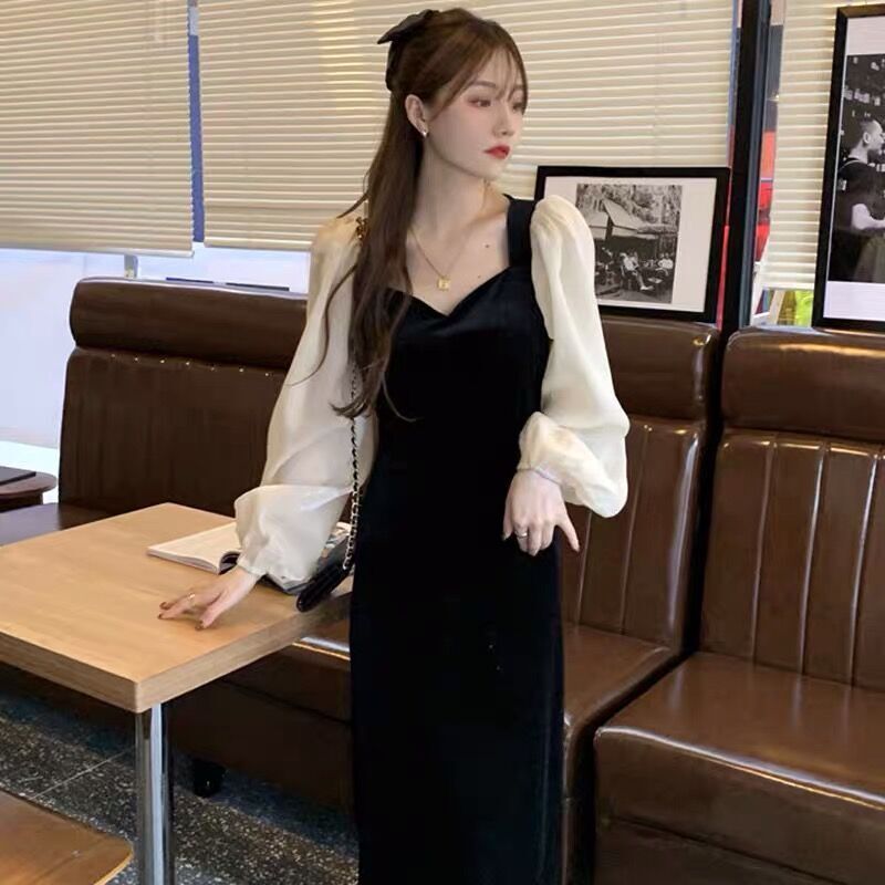 Hepburn-style little black dress for women, autumn and winter, French retro style, lantern sleeves, mid-length, high-waisted, slimming, square neck velvet dress