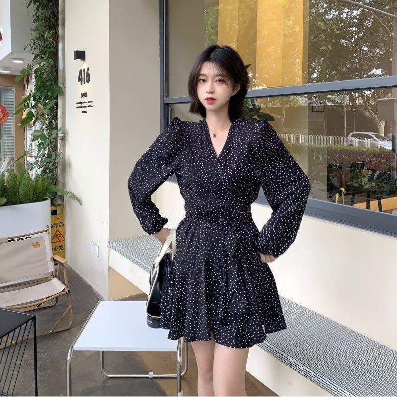 Black polka dot floral print long-sleeved dress for women, autumn 2025 new style, French Hepburn style.