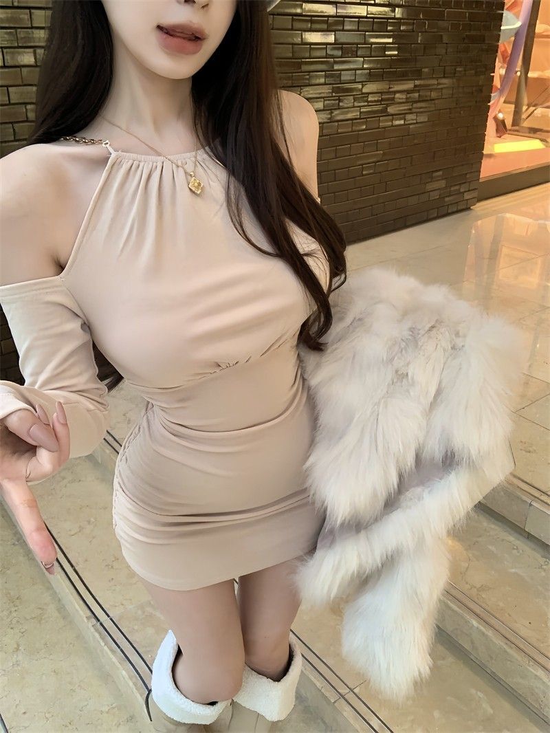 Sexy off-shoulder halter dress for petite women, perfect for a nightclub look, flattering and figure-hugging short skirt.