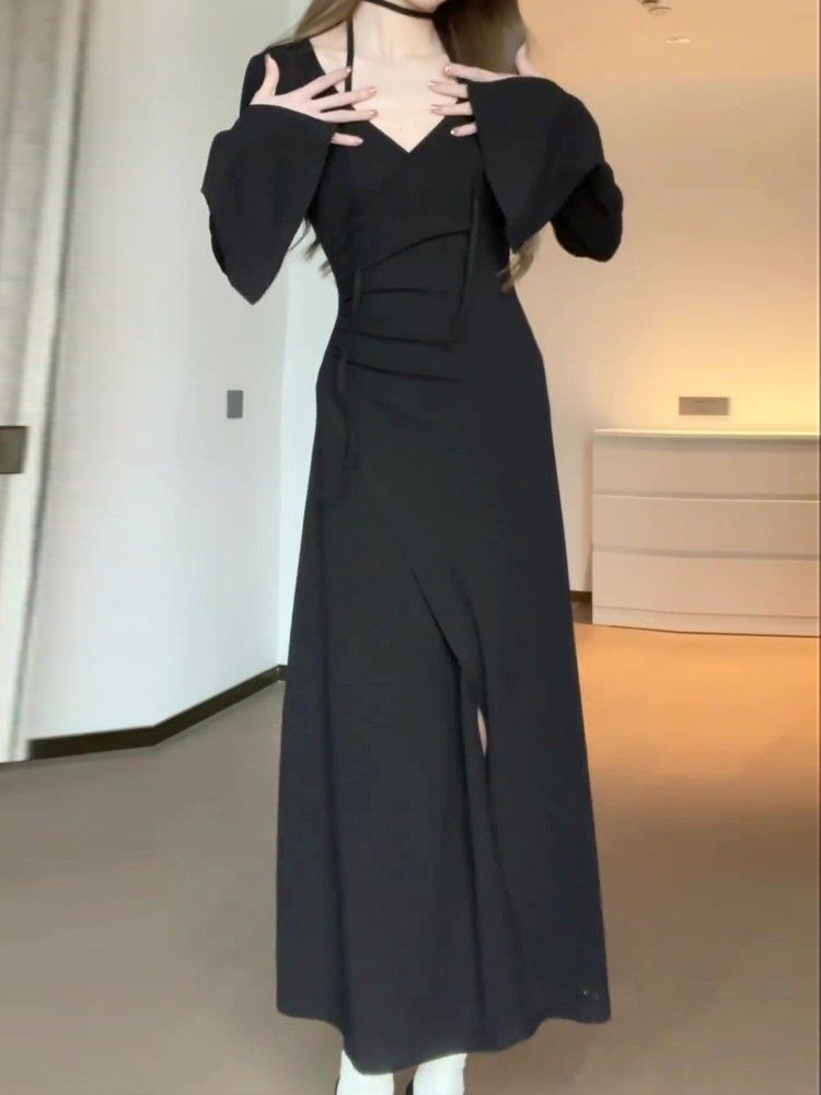 Gentle and sexy V-neck knitted dress, new autumn and winter style, elegant, slimming, waist-cinching, hip-hugging, long dress with ties.