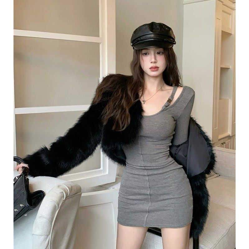 Grey U-neck bodycon mini skirt for women, sexy autumn and winter base layer, tight-fitting and slimming, pure and sexy long-sleeved dress