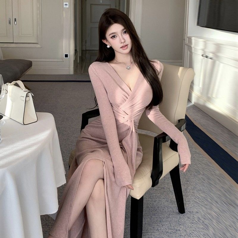 French-style V-neck knotted dress, elegant and slimming, bodycon skirt with tie-up long sleeves, irregular waist, gentle and feminine style.
