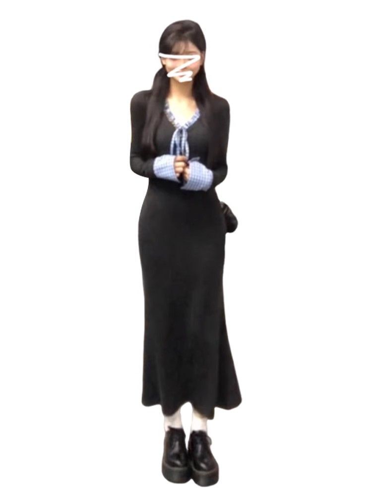 High-end gray long-sleeved knit dress for women, 2024 autumn/winter new style, waist-cinching, bodycon.