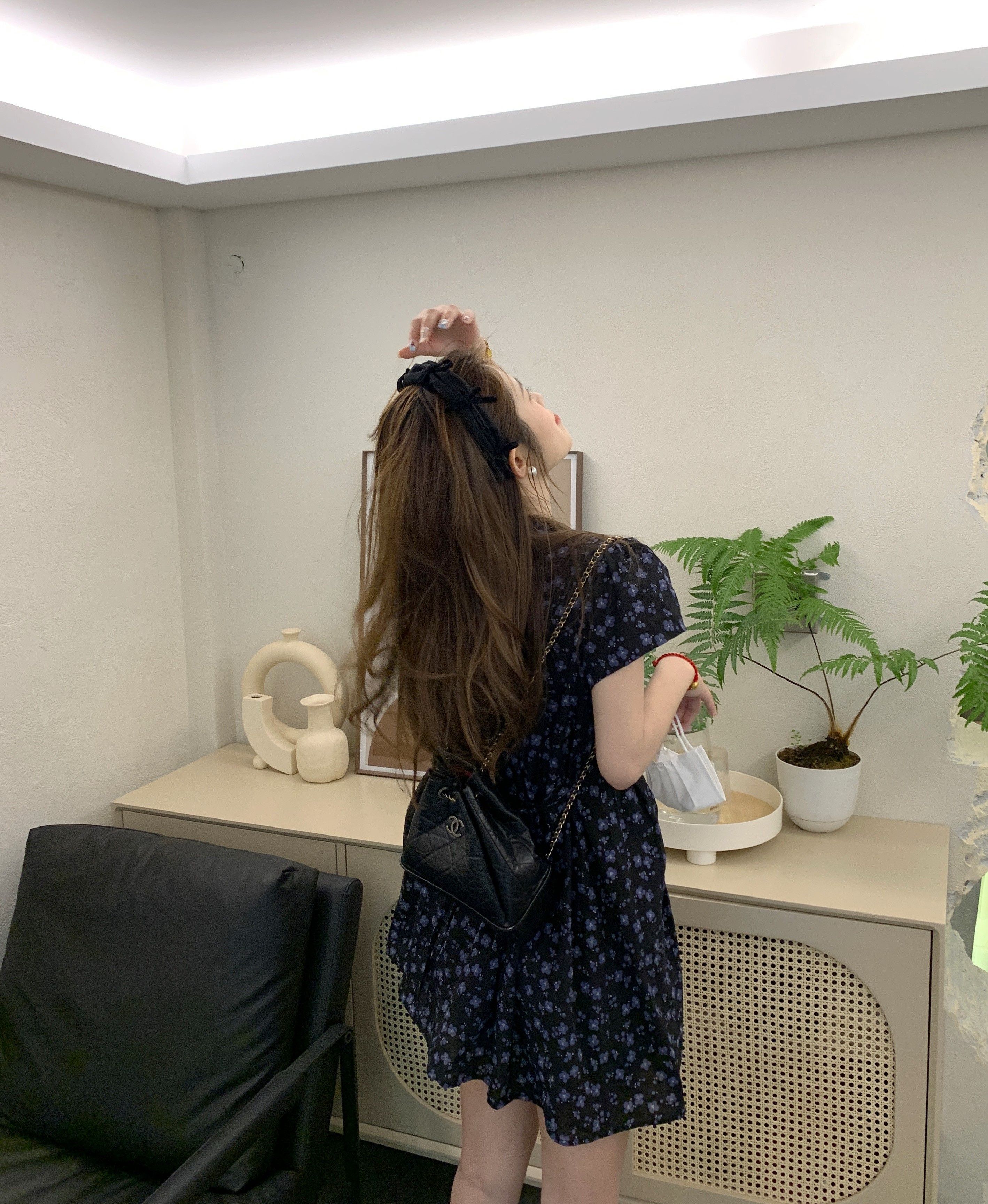 Black petite dress, 2024 new style, summer floral tea dress, French style, lisianthus, slim fit, Mori girl look.