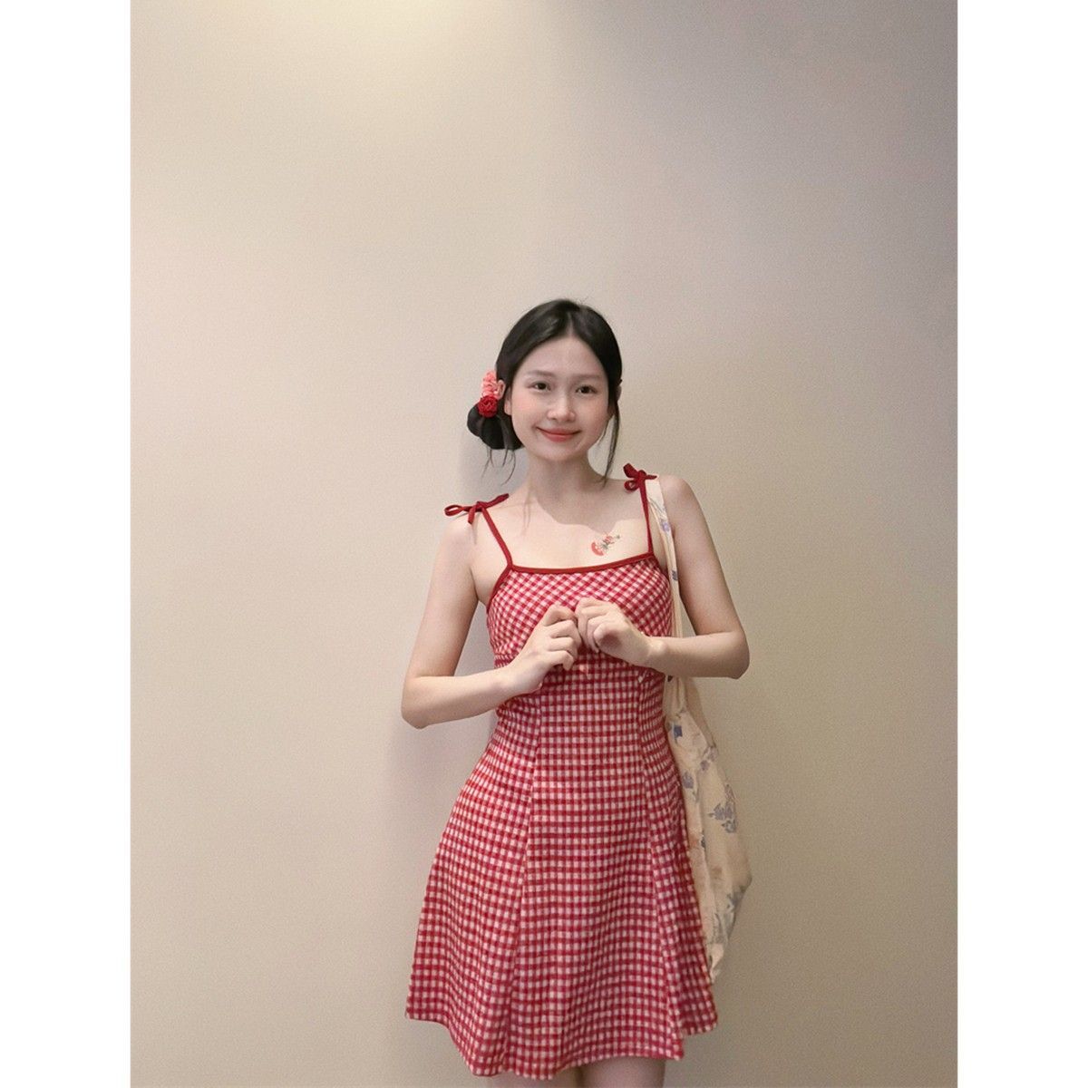 Petite women's sleeveless red plaid suspender dress, summer 2024 new style, fitted waist, French A-line.