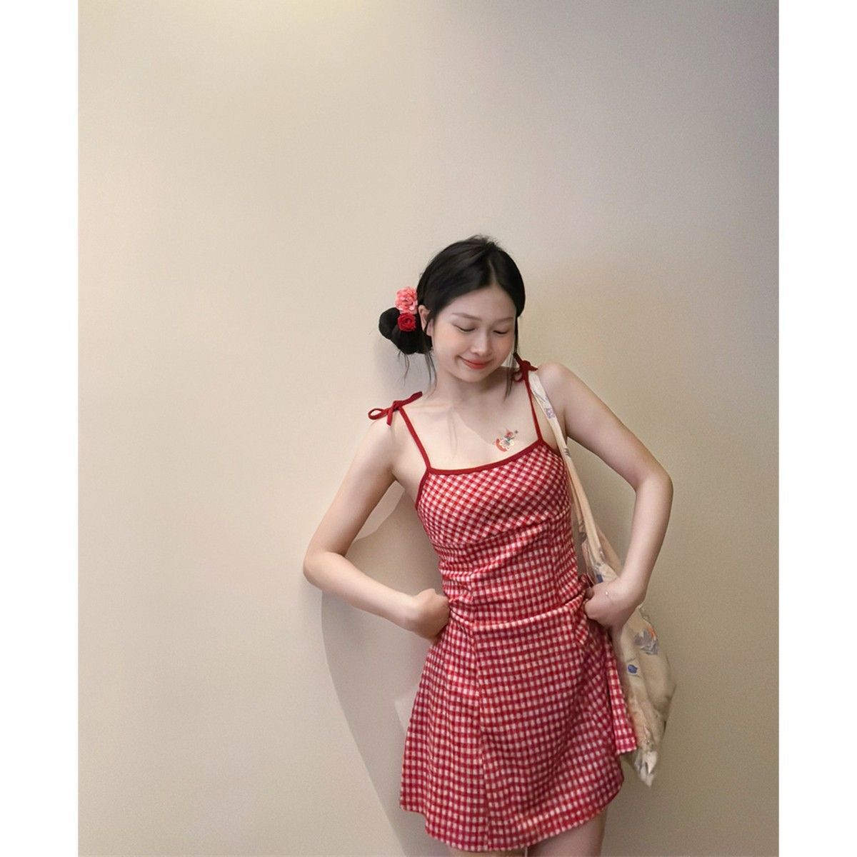 Petite women's sleeveless red plaid suspender dress, summer 2024 new style, fitted waist, French A-line.