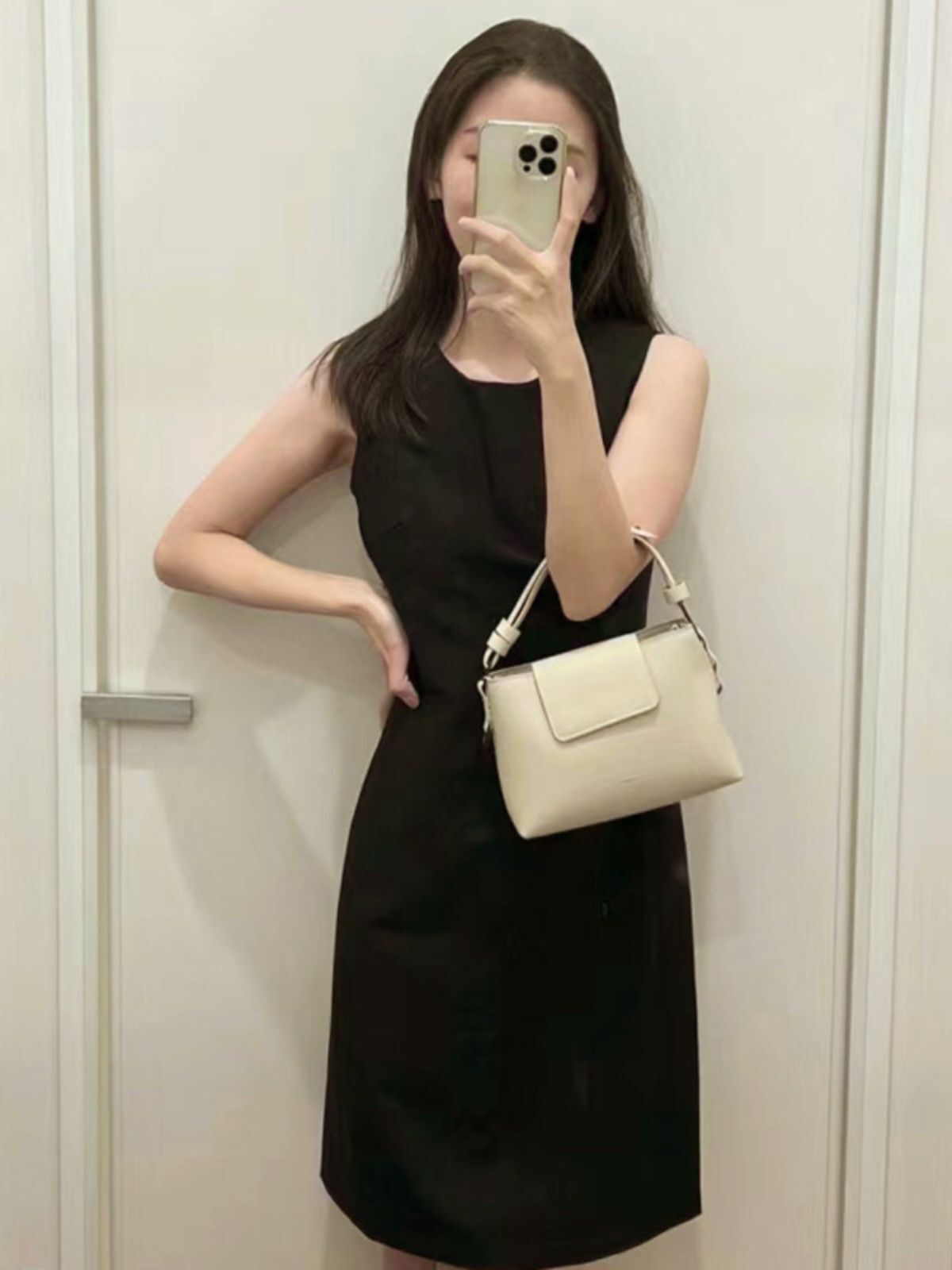 Hepburn Black Sleeveless Dress, Elegant and Suitable for Summer Commuting, Petite Figure, Slimming Waist, Little Black Dress