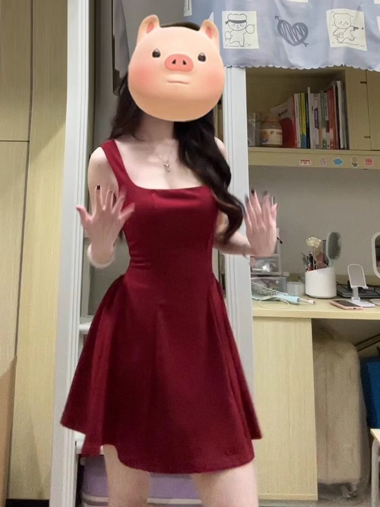 2025 New Korean Style Red Spaghetti Strap Dress for Summer, Perfect for Petite Women, Chic and Slim Fit