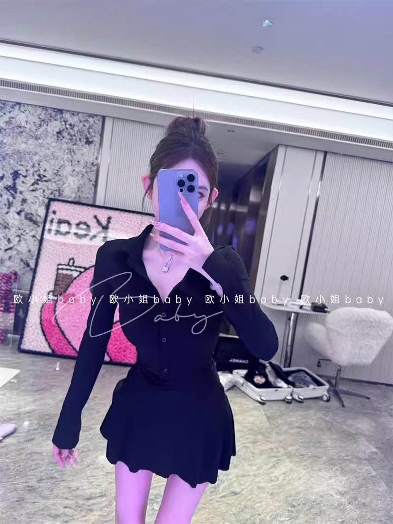Black pleated polo collar long-sleeved dress for women, summer slim fit design, stylish short skirt, A-line silhouette.
