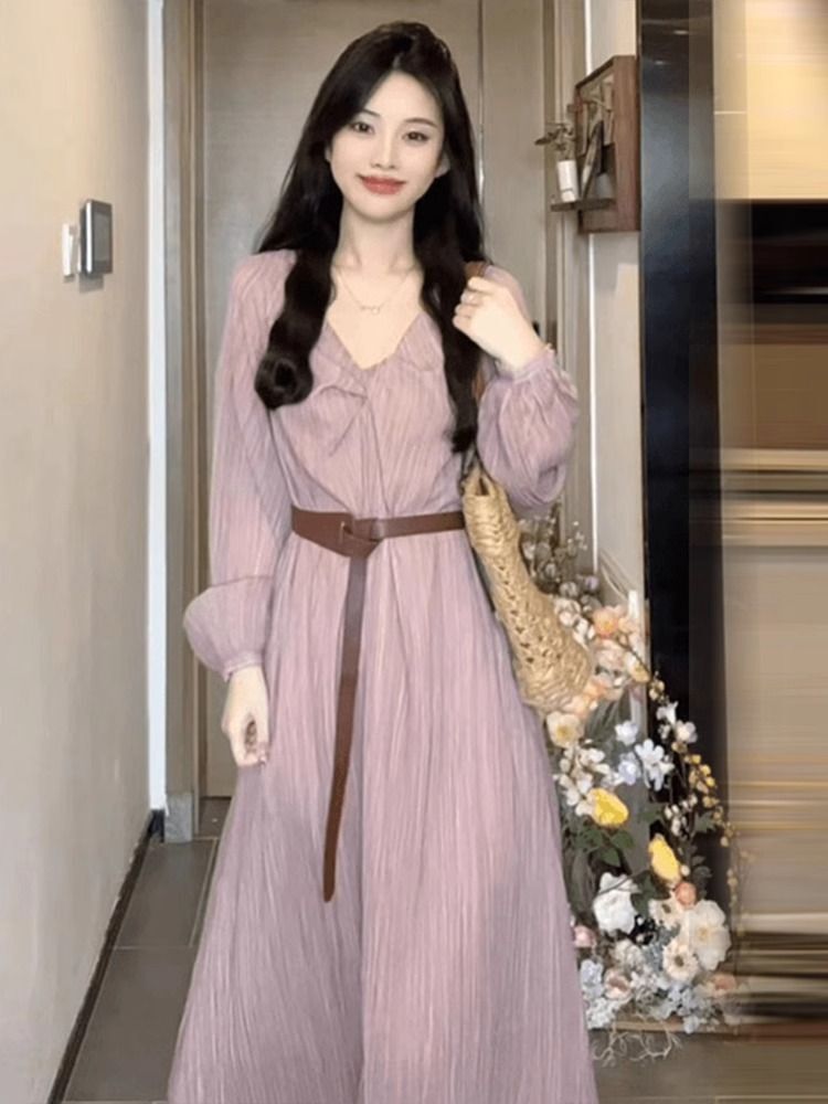 Pink long-sleeved dress for women, early autumn 2025 new Korean style, perfect for early autumn.