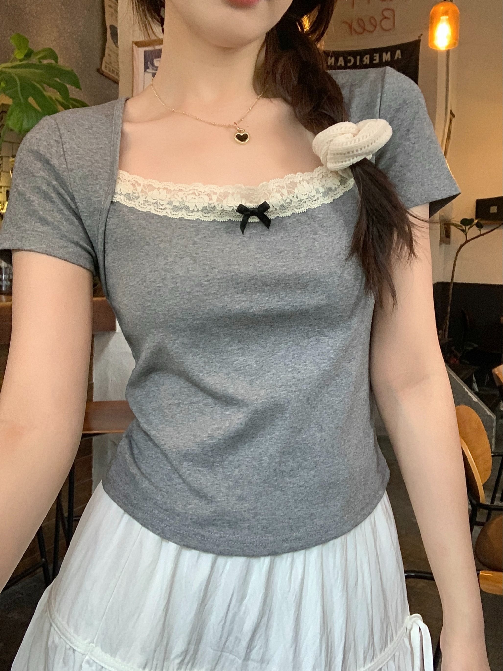 New summer ballet-style square neck short-sleeved T-shirt for women, French design, unique style.