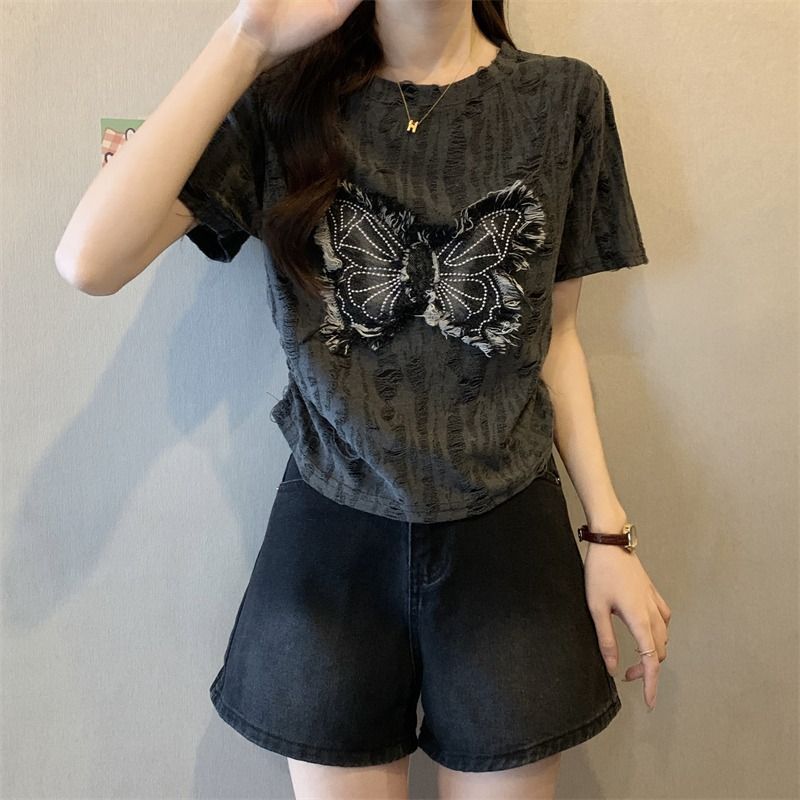 Original ripped fabric, unique and exquisite ripped loose short-sleeved T-shirt for women, summer design, niche short style.
