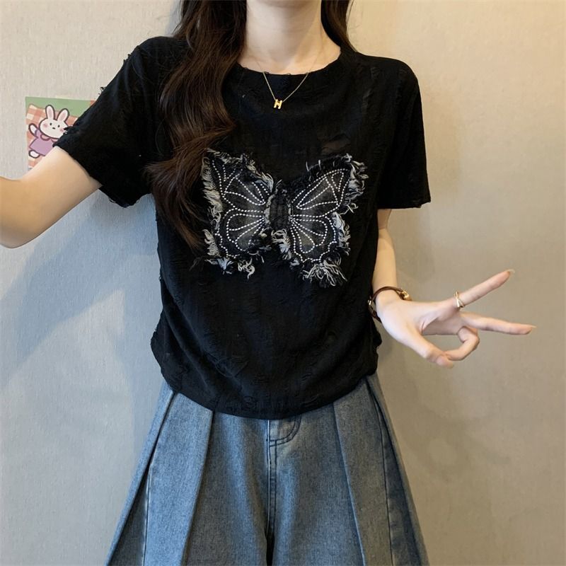 Original ripped fabric, unique and exquisite ripped loose short-sleeved T-shirt for women, summer design, niche short style.