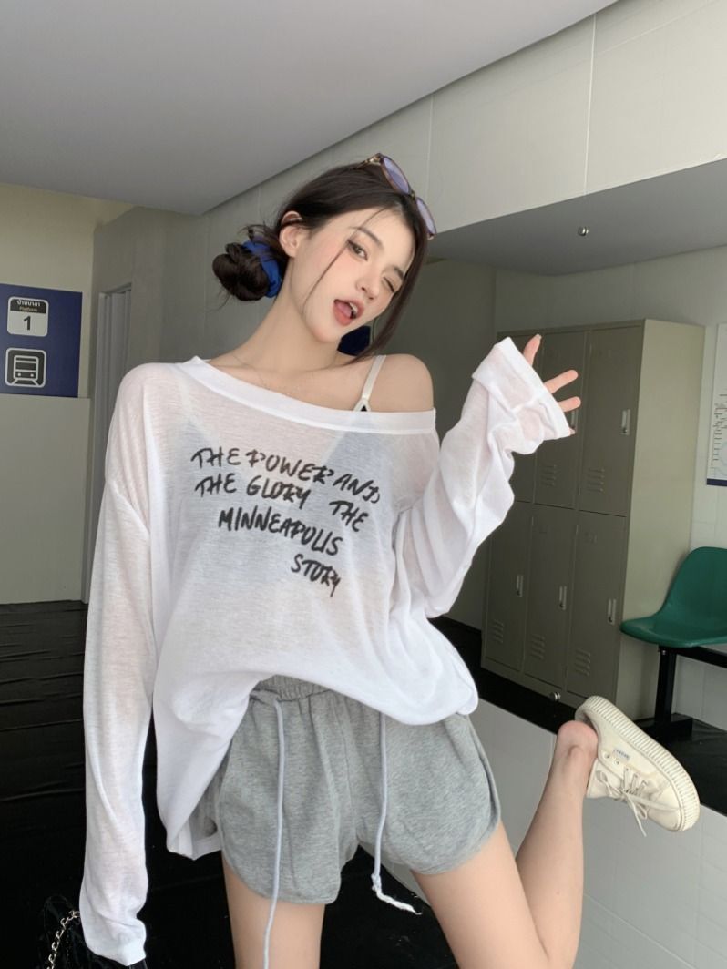 MR Original Style Letter Print Tencel Sunscreen T-Shirt for Women, Autumn, Loose Fit, Relaxed Style, Versatile Long Sleeve