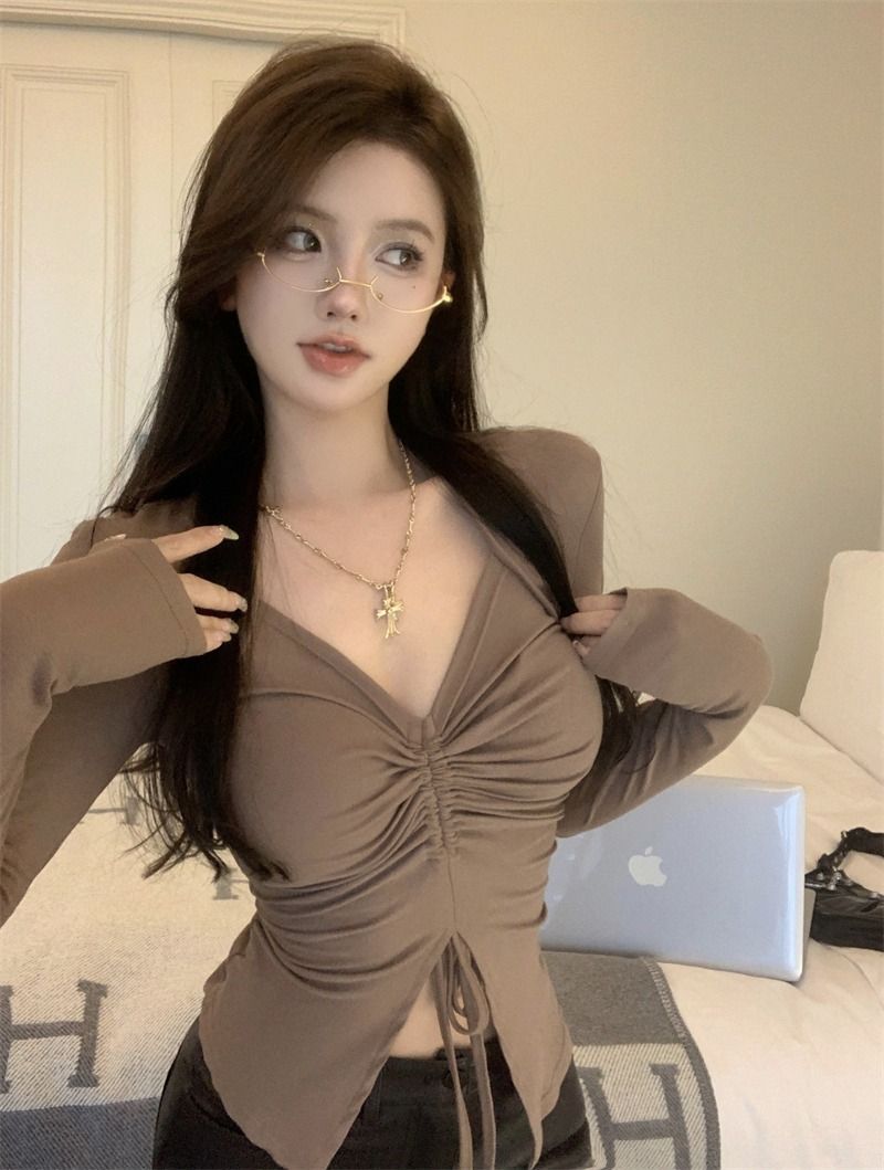 MR Original Style Pure and Delicate Bust-Enhancing Top with Drawstring Waist for a Slimming Effect - Unique Flared Long-Sleeve T-Shirt