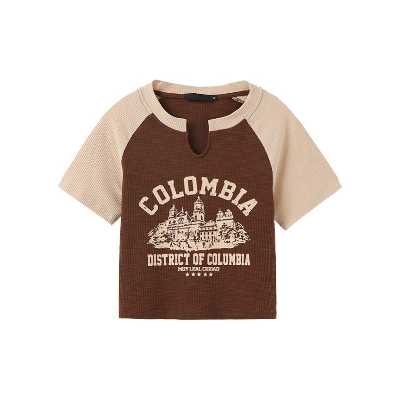 American retro short-sleeved t-shirt for women, summer slim fit, color blocking design, off-shoulder tight top.