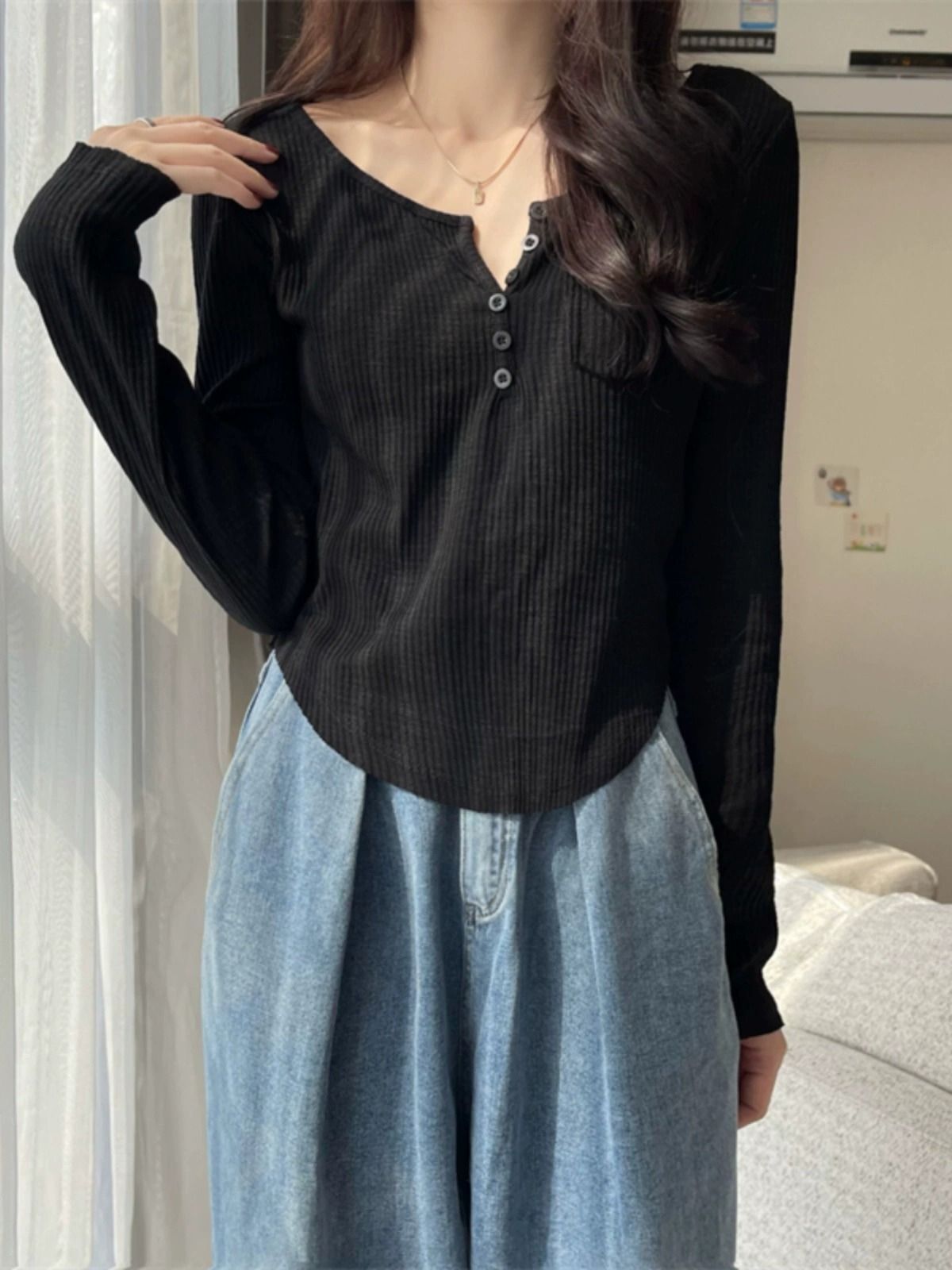 MR Original Style Spring and Autumn Long-Sleeve T-Shirt for Women, Solid Color, Versatile, Slim Fit, Button-Down, V-Neck, Short Style