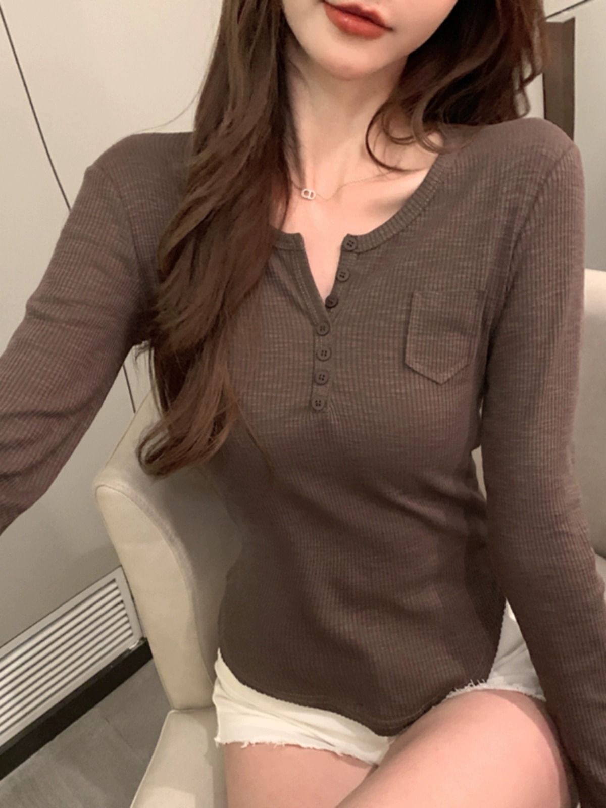 MR Original Style Spring and Autumn Long-Sleeve T-Shirt for Women, Solid Color, Versatile, Slim Fit, Button-Down, V-Neck, Short Style