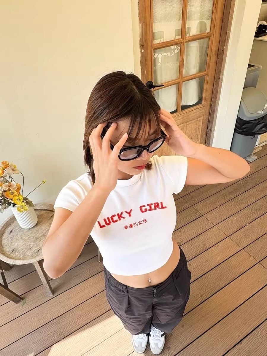 1*1 Pure Cotton High Elasticity New Summer Short-Sleeved Top, Fits Well with High-Waisted Pants, Slimming and Stylish