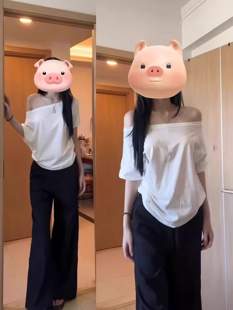 American retro style off-shoulder short-sleeved t-shirt for women, summer design, unique loose fit, sexy top.